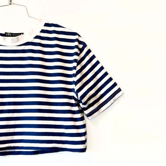 Zara Striped Crop Blue and White T-Shirt Size S - Picture 2 of 7